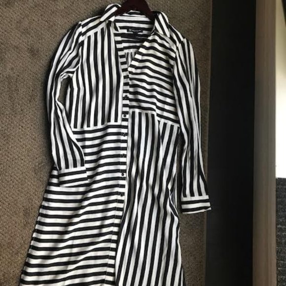Long Geometric Black and White Tunic - Picture 1 of 3